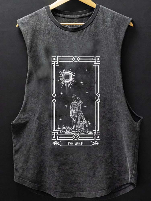 The wolf and moon tarot card SCOOP BOTTOM COTTON TANK