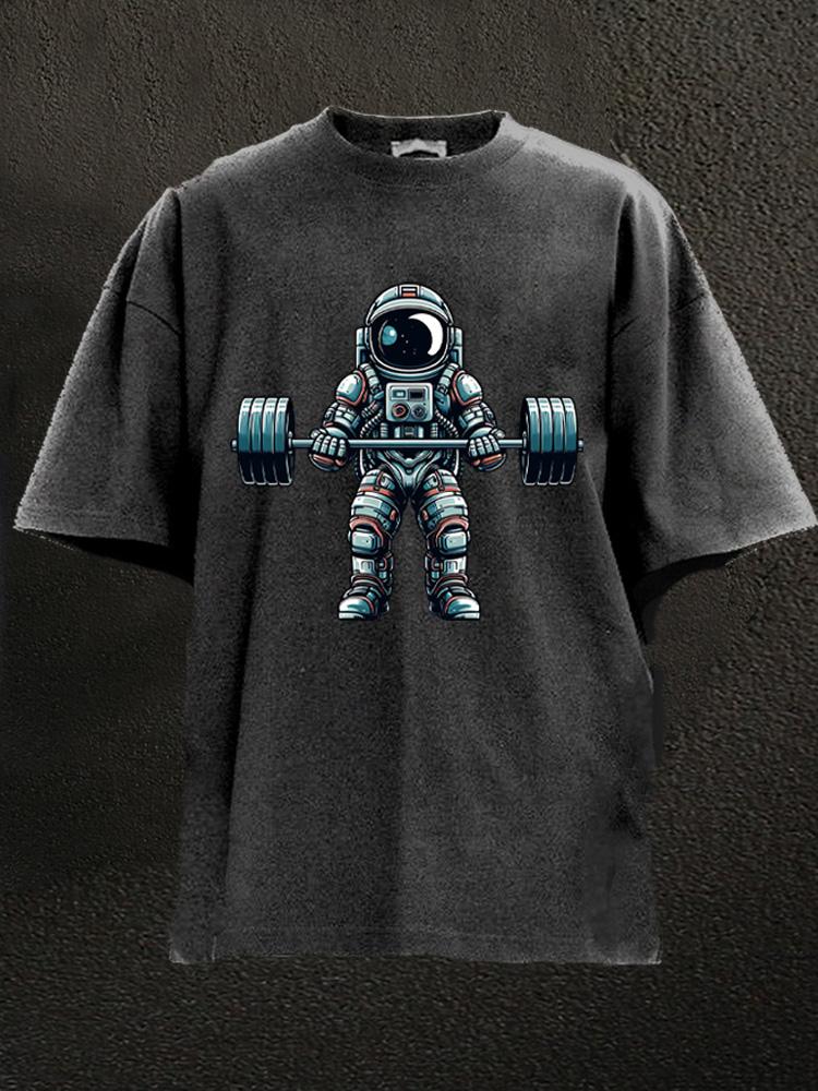 barbell weightlifting astronaut Washed Gym Shirt