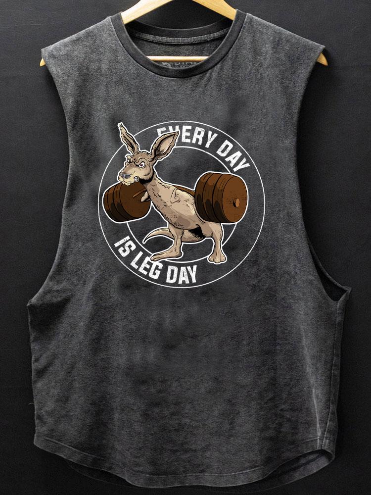 every day is a leg day kangaroo SCOOP BOTTOM COTTON TANK