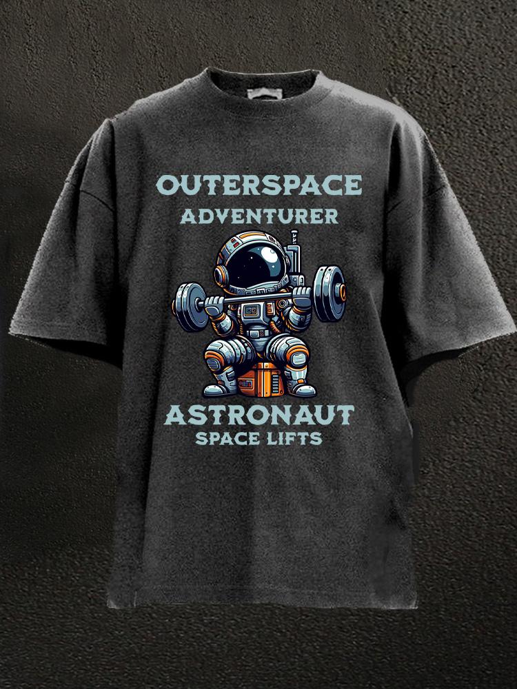 astronaut space lifts Washed Gym Shirt