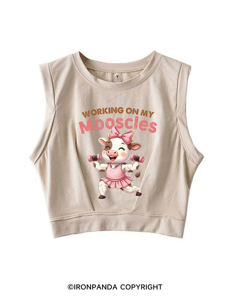 WORKING ON MY MOOSCLES SLEEVELESS CROP TOPS