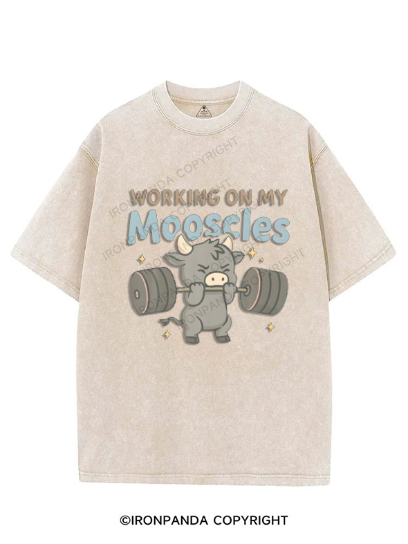 working on my mooscles VINTAGE GYM SHIRT