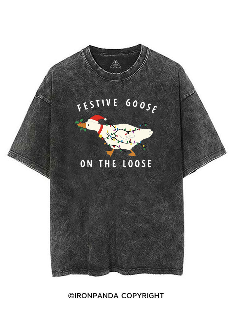 Festive Goose On The Loose Christmas Funny VINTAGE GYM SHIRT