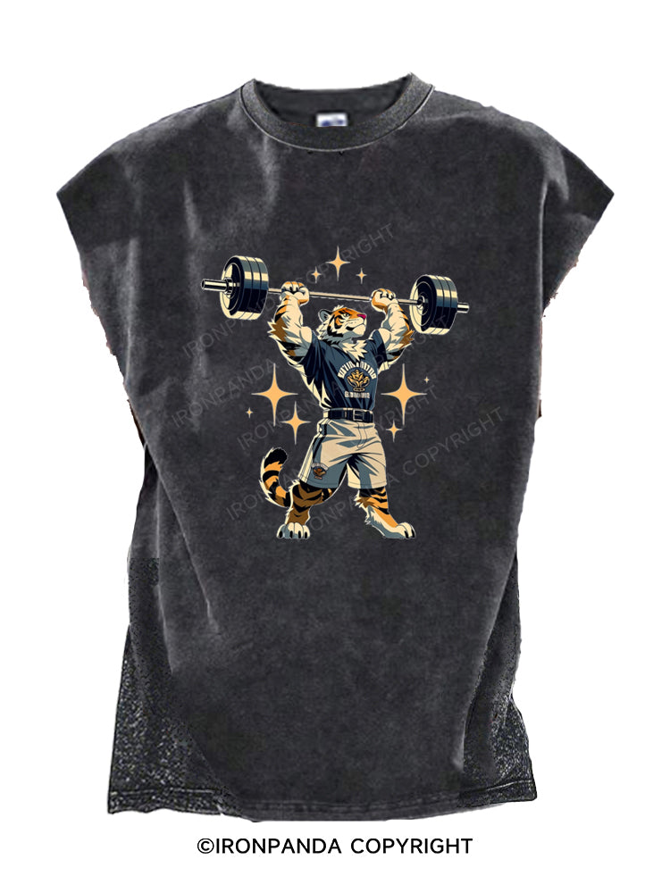 tiger at gym Cut Off Tank