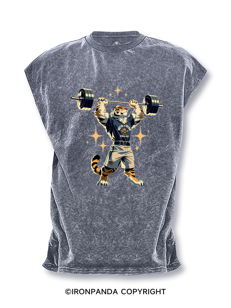 tiger at gym Cut Off Tank
