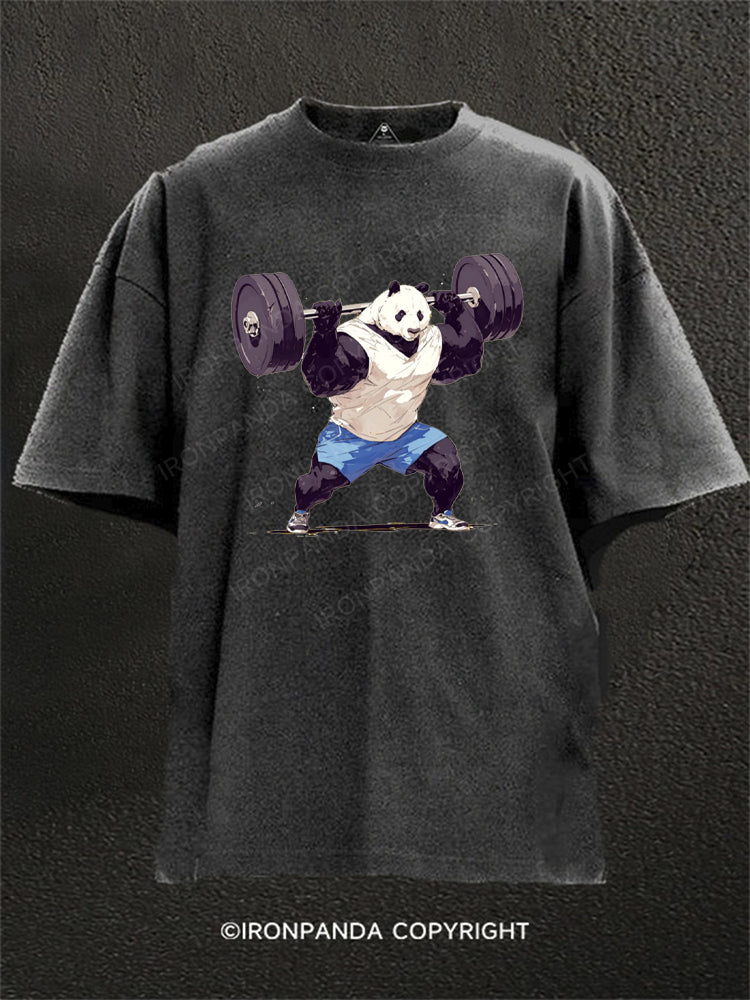 panda lifting weight Washed Gym Shirt