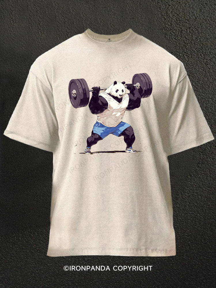 panda lifting weight Washed Gym Shirt