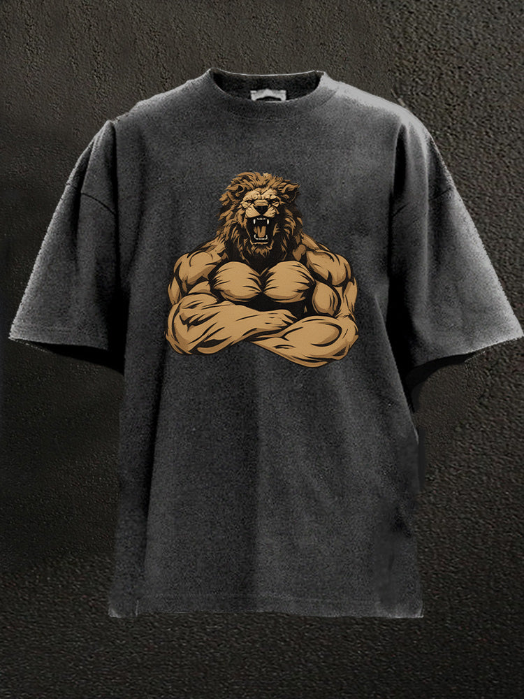 bodybuilder lion Washed Gym Shirt