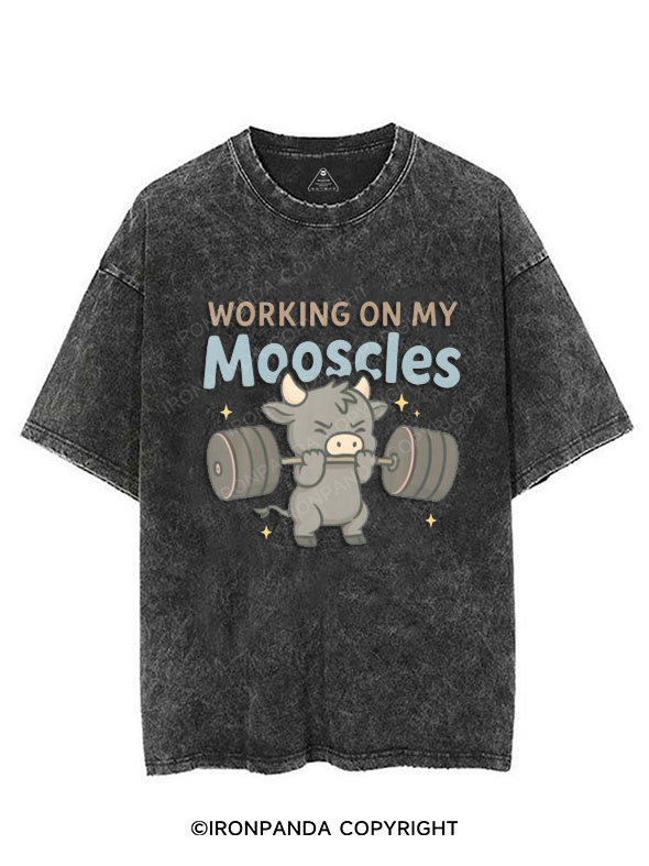 working on my mooscles VINTAGE GYM SHIRT