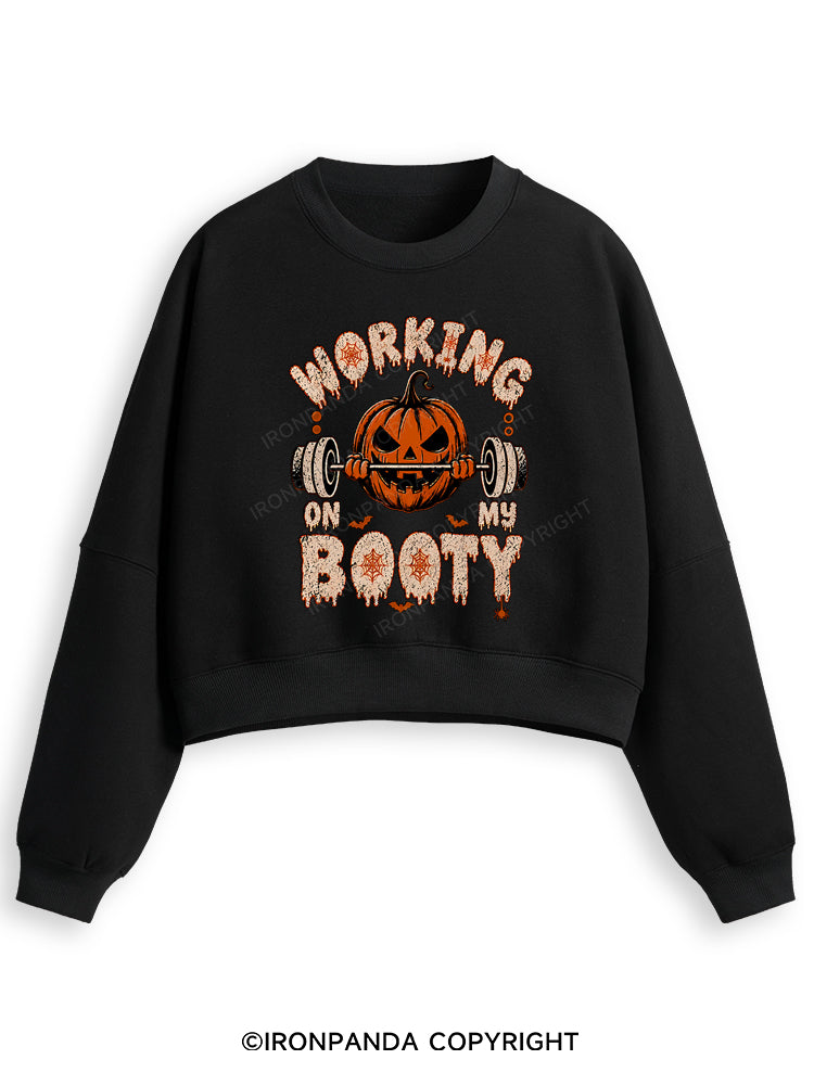 WORKING ON MY BOOTY FUNNY HALLOWEEN PUMPKIN Fleece Crop Sweatshirt