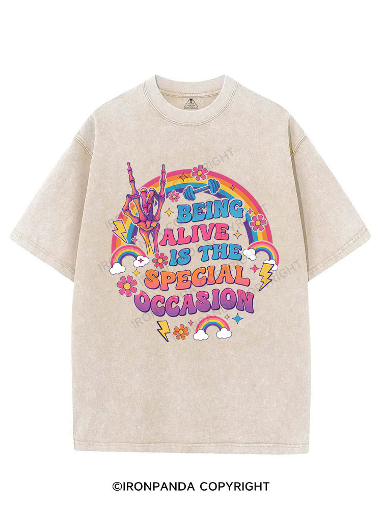 BEING ALIVE IS THE SPECIAL OCCASION VINTAGE GYM SHIRT