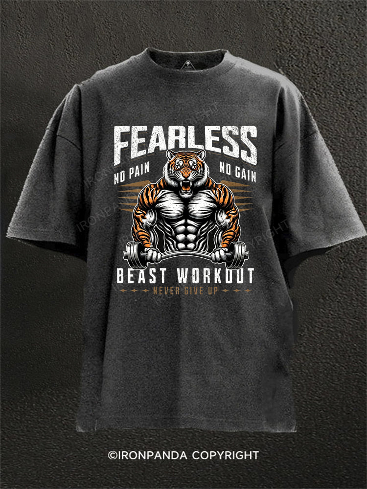 tiger bodybulding in gym Washed Gym Shirt