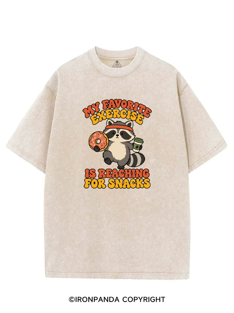 My Favorite Exercise Is Reaching for Snacks Funny Raccoon VINTAGE GYM SHIRT