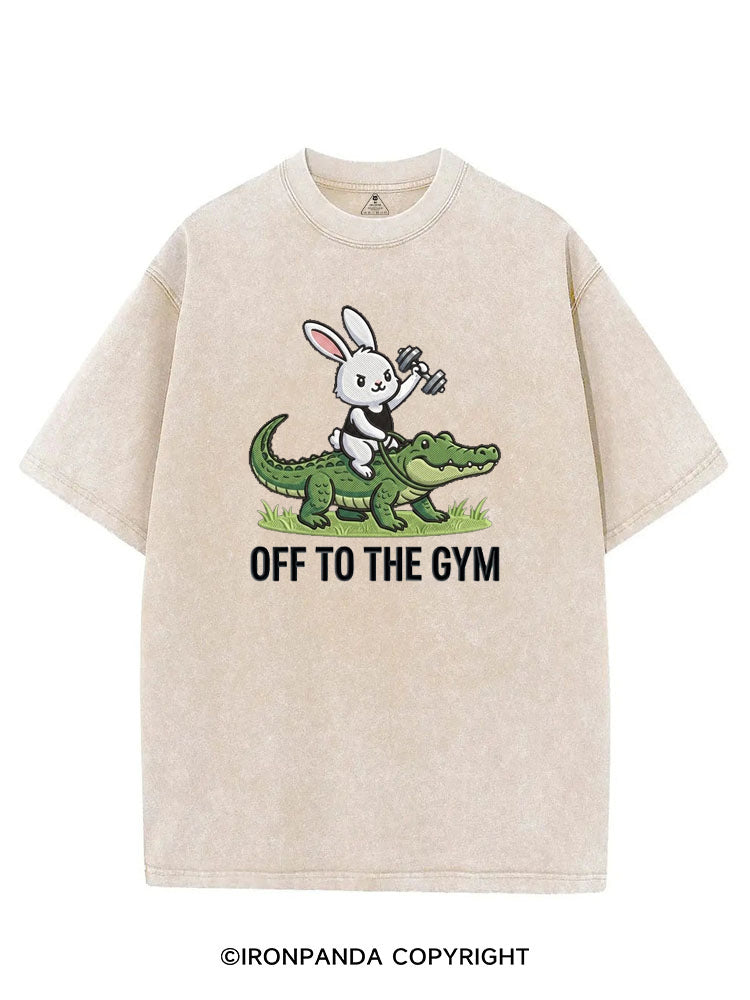 OFF TO THE GYM BUNNY RIDING AN ALLIGATOR VINTAGE GYM SHIRT