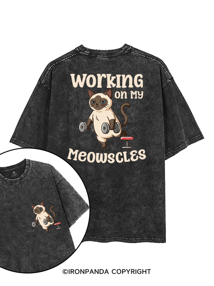 WORKING ON MY MEOWSCLES GYM KITTY printed Gym Shirt