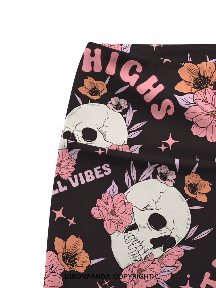 THICK THIGHS AND CHILL VIBES Printed Yoga Cycling Shorts