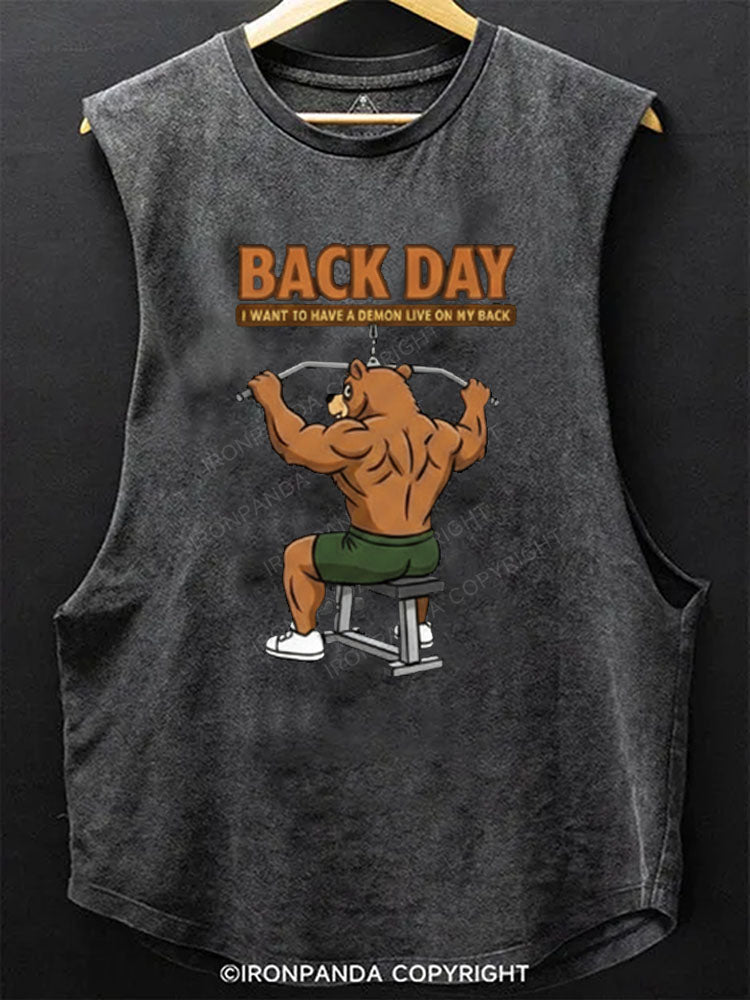 I WANT TO HAVE A BISON LIVE ON MY BACK Scoop Bottom Cotton Tank