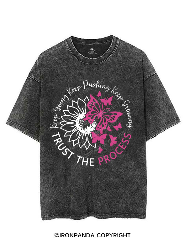 KEEP GOING KEEP PUSHING KEEP GROWING VINTAGE GYM SHIRT