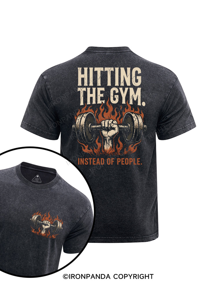 Hitting the gym instead of people printed Washed Gym Shirt