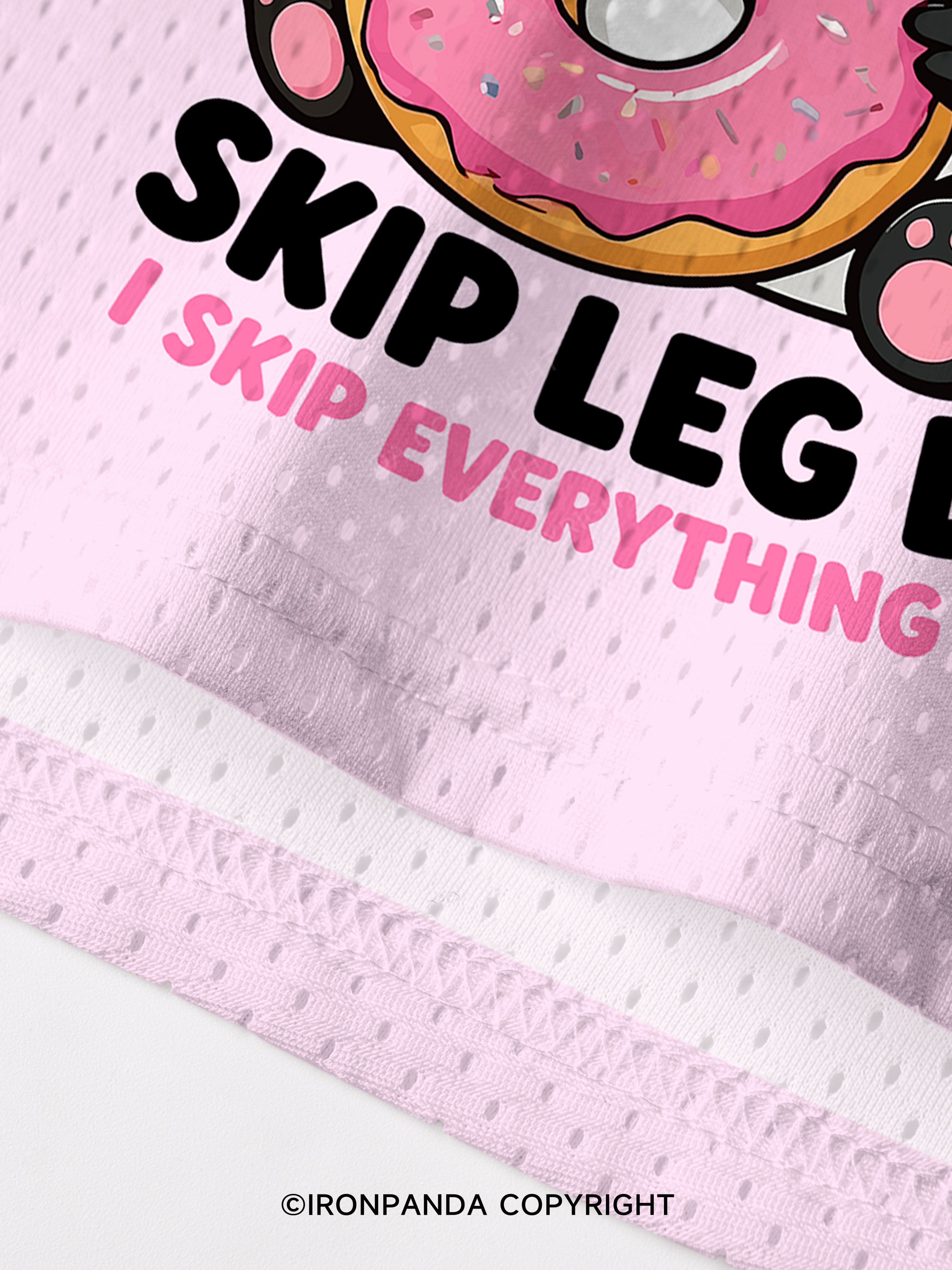I DOUNT SKIP LEG DAY  I SKIP EVERYTHING ELSE PANDA Mesh Tank Top
