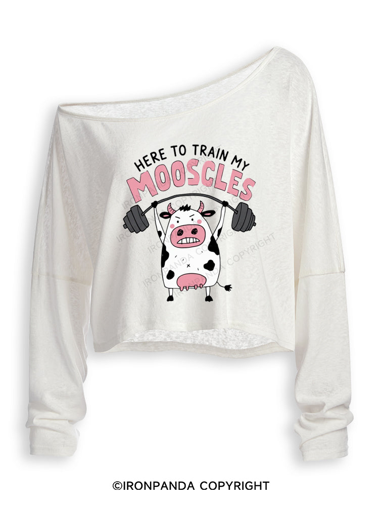 HERE TO TRAIN MY MOOSCLES Off Shoulder Long Sleeve Crop Top