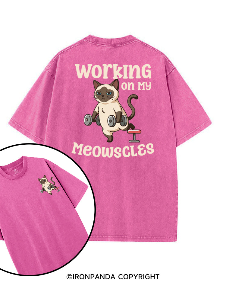 WORKING ON MY MEOWSCLES GYM KITTY printed Gym Shirt