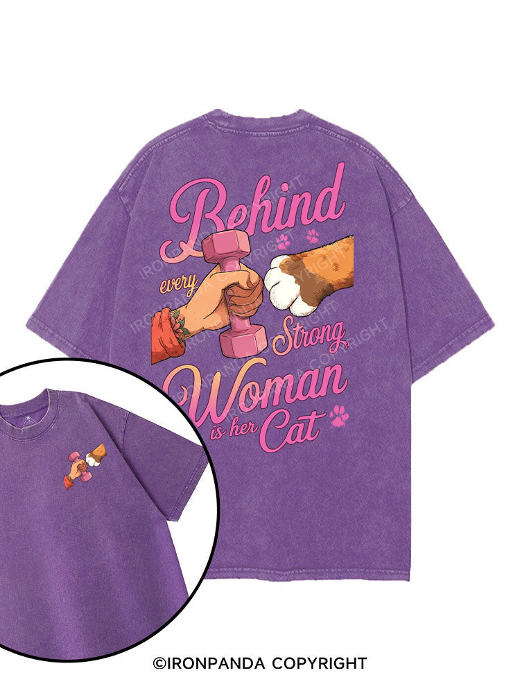 behind every strong woman is her cat printed Gym Shirt