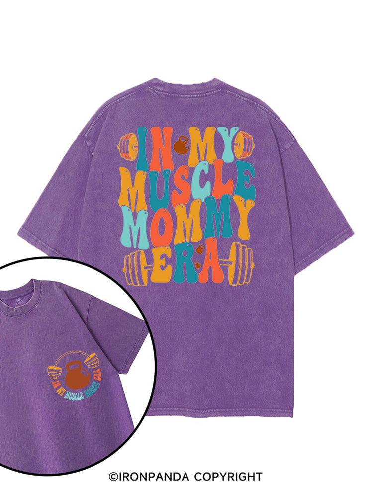 MUSCLE MOMMY ERA GYM LOVER printed Gym Shirt