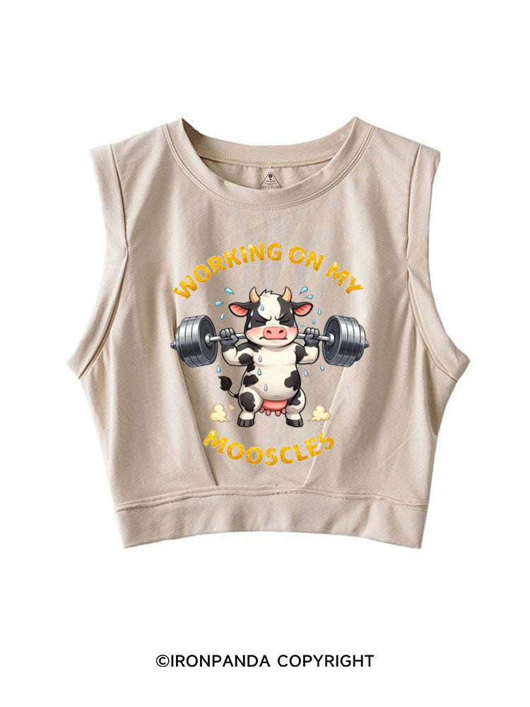 WORKING ON MY MOOSCLES GYM SLEEVELESS CROP TOPS