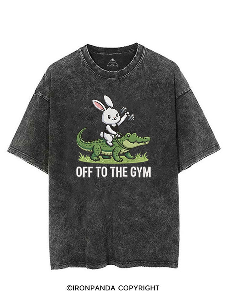 OFF TO THE GYM BUNNY RIDING AN ALLIGATOR VINTAGE GYM SHIRT