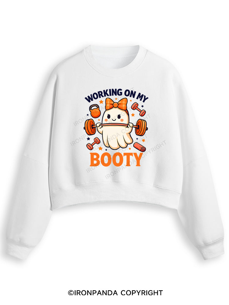 WORKING ON MY BOOTY FUNNY GHOST HALLOWEEN Fleece Crop Sweatshirt