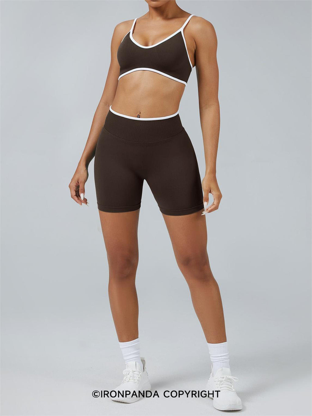 White-Trim Quick-Dry Yoga Shorts Set