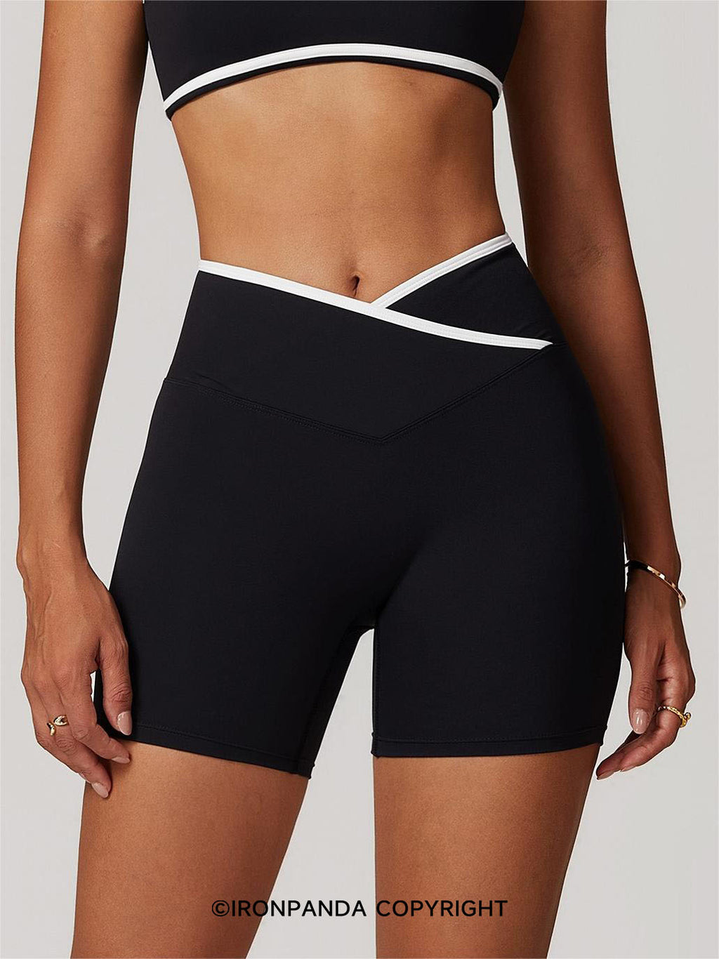 Color-Edge Yoga Shorts