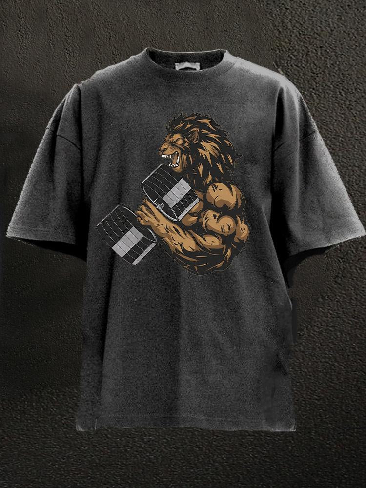 dumbbell lifting muscular lion Washed Gym Shirt