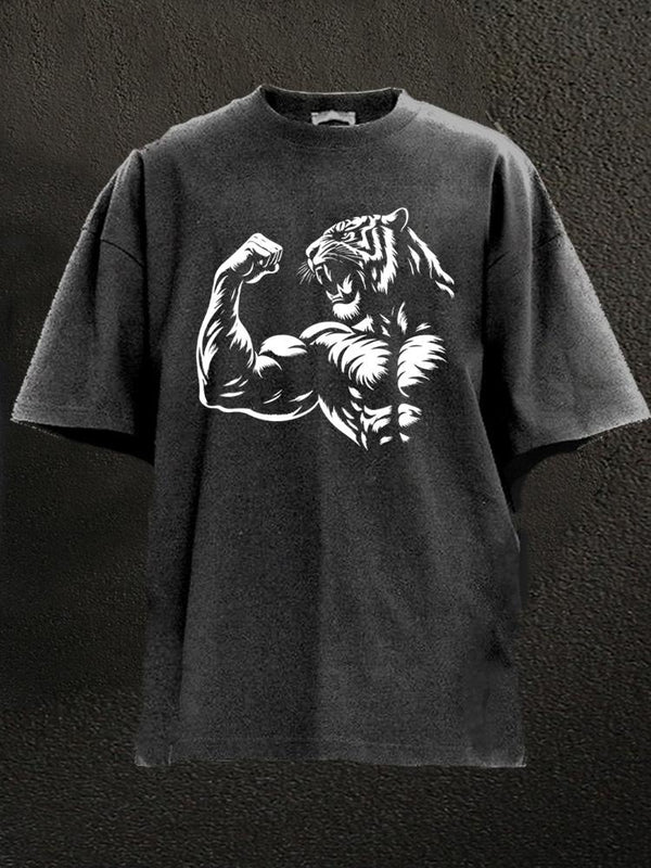 bodybuilder tiger Washed Gym Shirt