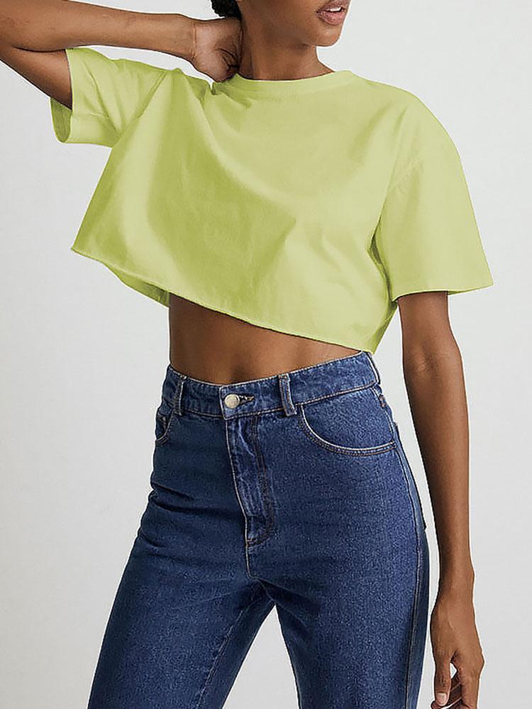 NEVER APOLOGIZE FOR WHO YOU ARE Crop Tops