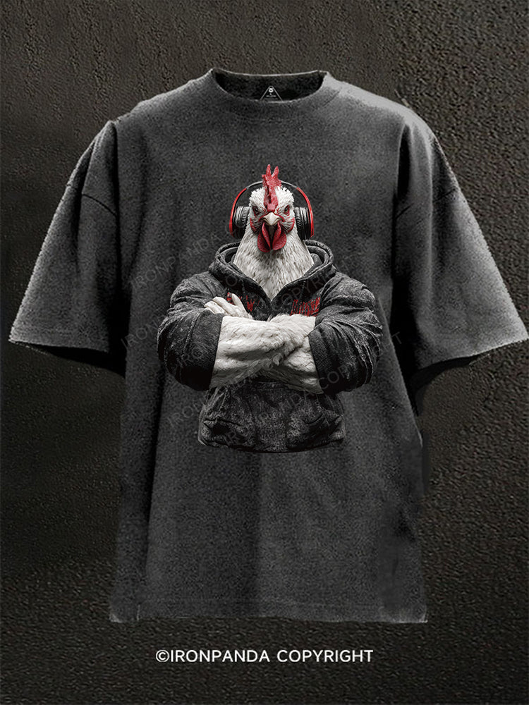White-feathered chicken with headphones Washed Gym Shirt