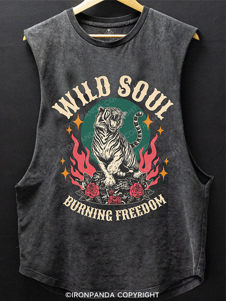 WILD SOUL BURNING FREEDOM SCOOP BOTTOM COTTON TANK