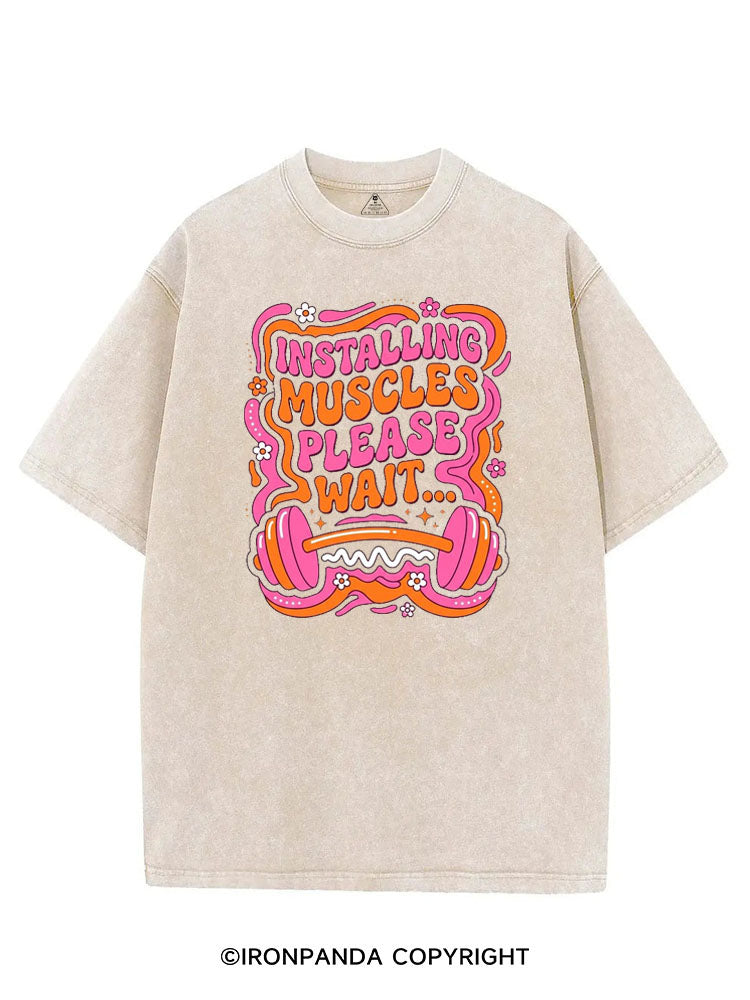 INSTALLING MUSCLES PLEASE WAIT COLORFUL GYM VINTAGE GYM SHIRT
