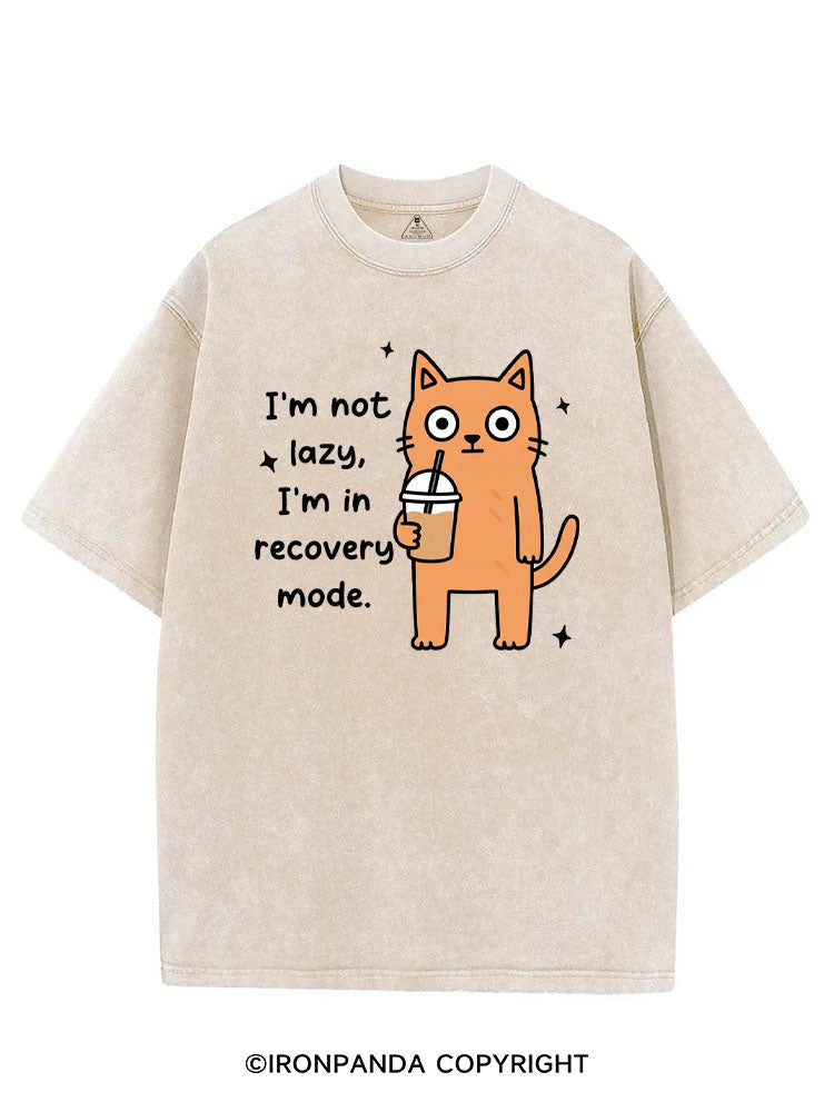 I'M NOT LAZY, I'M IN RECOVERY MODE VINTAGE GYM SHIRT