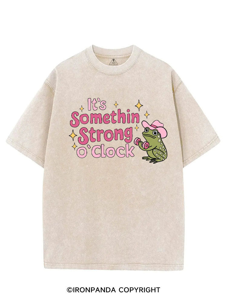 IT'S SOMETHIN STRONG O' CLOCK VINTAGE GYM SHIRT