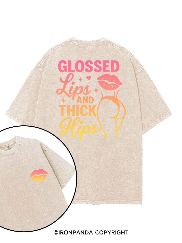 GLOSSED LIPS AND THICK HIPS printed Gym Shirt