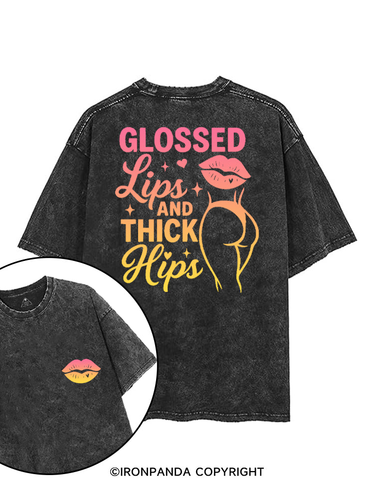 GLOSSED LIPS AND THICK HIPS printed Gym Shirt